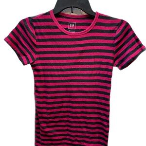 ❤️ GAP BLACK STRIPED MODERN TEE SIZE SMALL